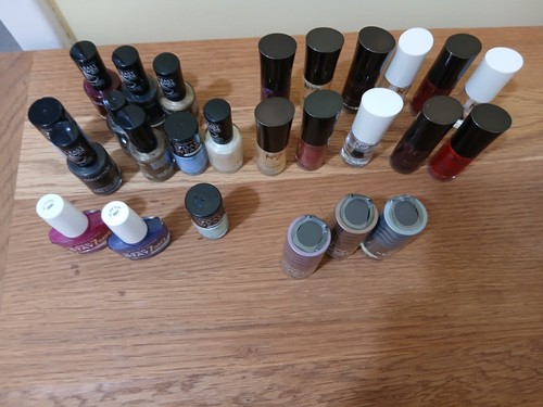 Job lot nail polish - job, of