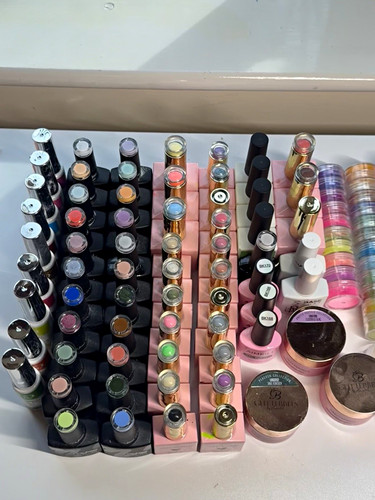 Nail gel polish job - gel,
