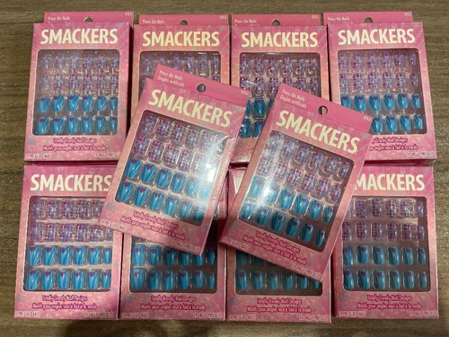 Lip smacker stick on - x,
