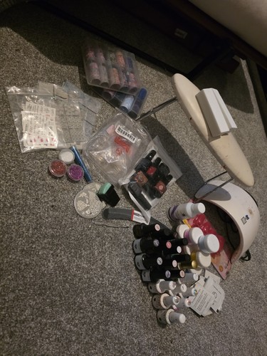 Nail polish kit - , some